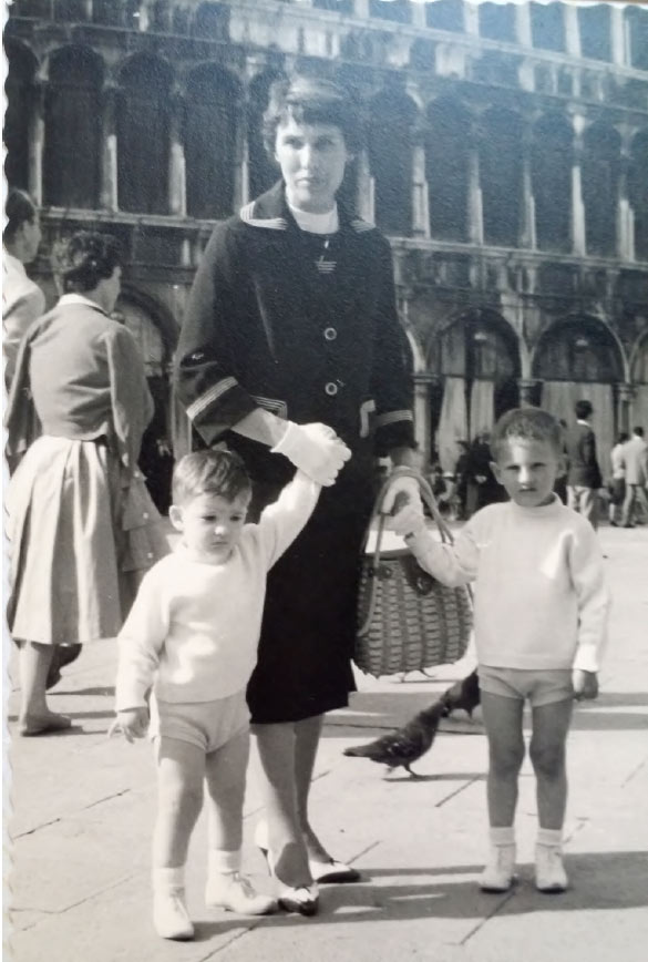 Memories of the everyday life of an Italian family/1